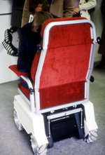 Cadeira de rodas mecânica.